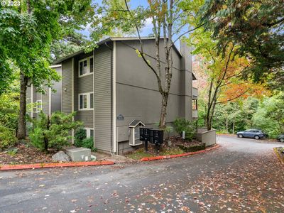 2403 SW Nebraska St APT 14, Portland, OR, 97239