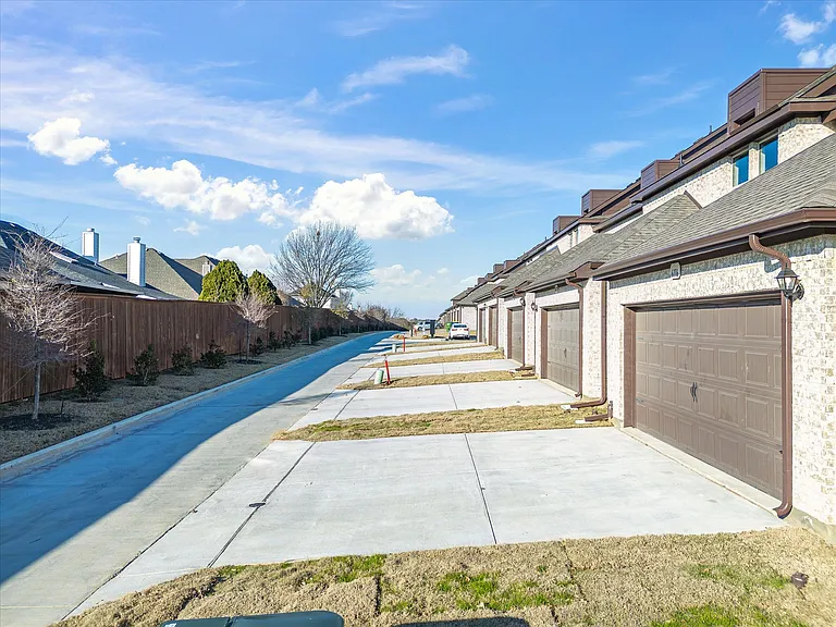 6116 Bursey Rd — Photo 33