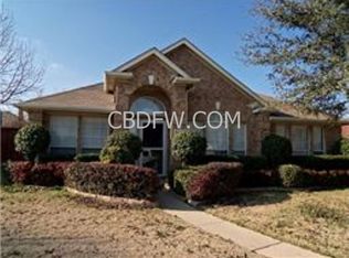 7401 Armstrong Ln, Rowlett, TX 75089