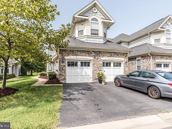 2nd image of 13944 Greendale Dr #21