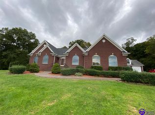 4945 Battletown Rd, Brandenburg, KY 40108