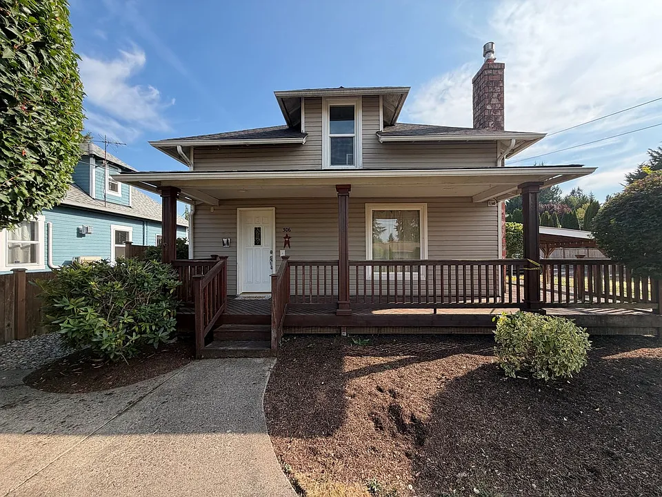 306 Powell St