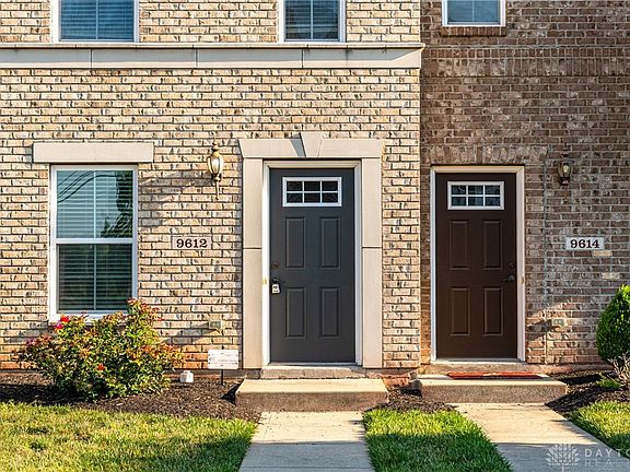 4th image of 9612 Union Park