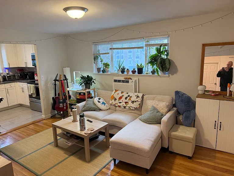 7-9 Holmes St #2C — Photo 6