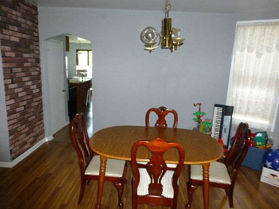 5th image of 3332 W Warner Ave