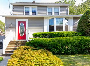 21752 Corbett Rd, Bayside, NY 11361