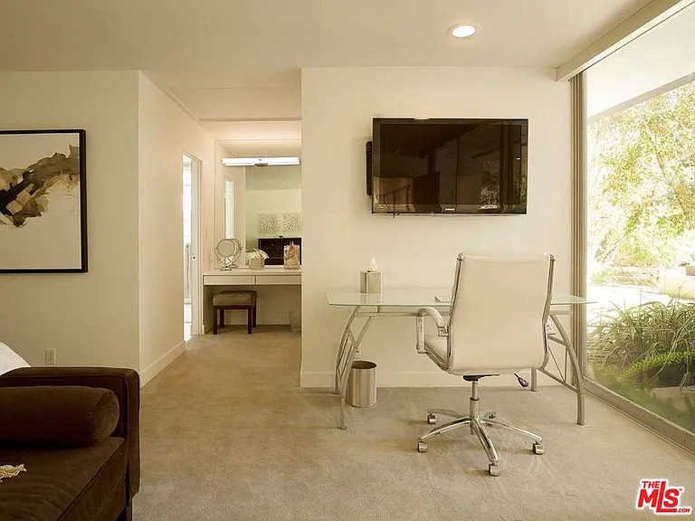 5470 Katherine Ave — Photo 27