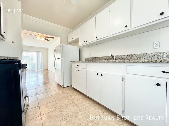 4th image of 7607 Fountain Ave #2A