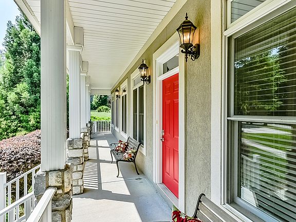 3rd image of 9482 Bayleaf Ln
