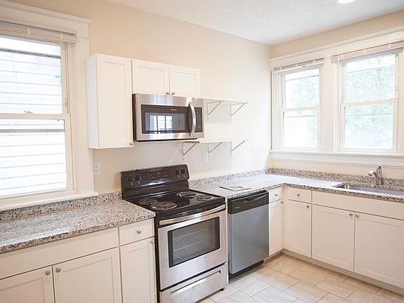 2nd image of 2112 Parkwood Ave #2112PARK