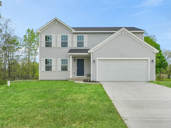 1206 Auburn Rd, Hastings, MI 49058