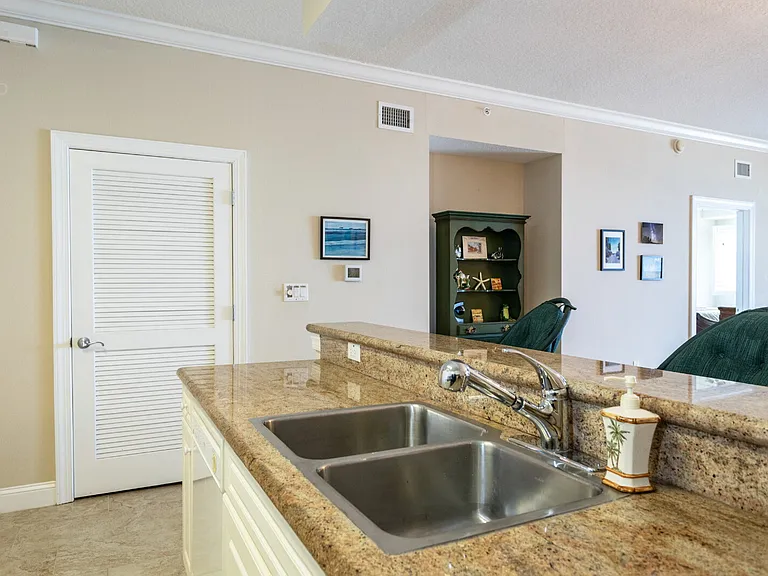 60 Surfview Dr #804 — Photo 4