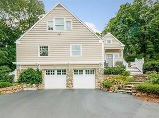 19 Steeple Top Rd, Norwalk, CT 06853