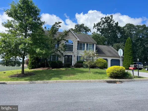 48 Kelsey Dr, Schuylkill Haven, PA 17972