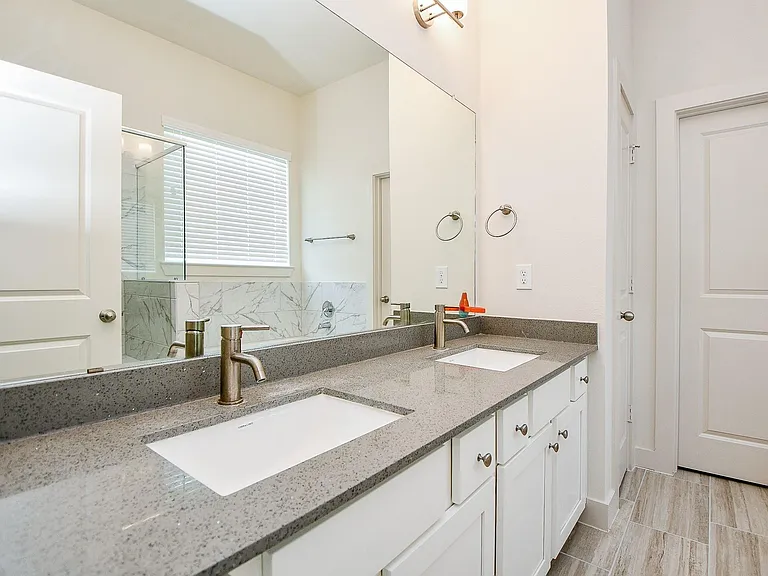 9444 Kerrwood Ln — Photo 14