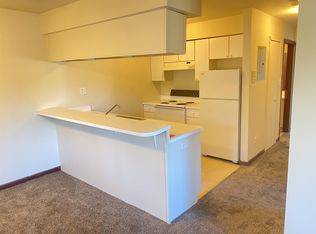 220 Shadyside Dr, Mount Clemens, MI 48043