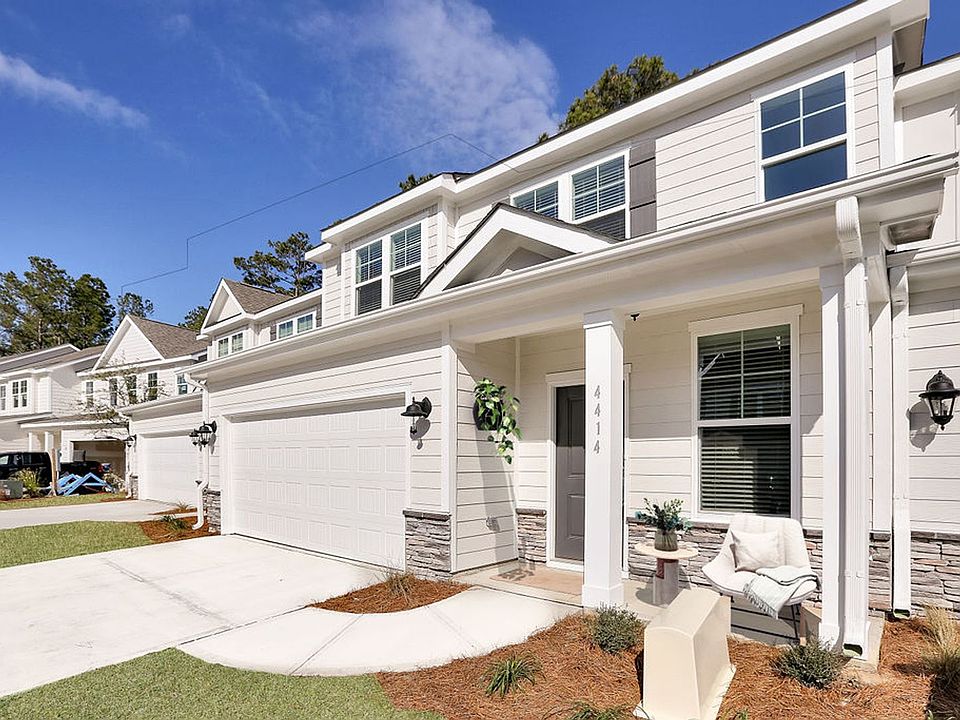 1st image of 4414 Finch Ln