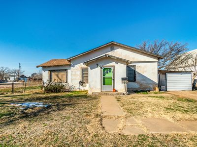 306 S Armstrong Ave, Tulia, TX, 79088
