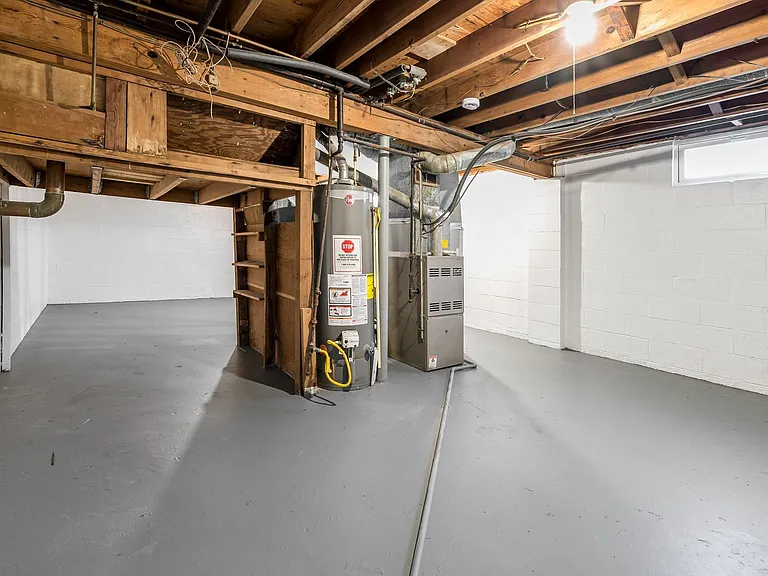 Courtyard Townhomes — Photo 9