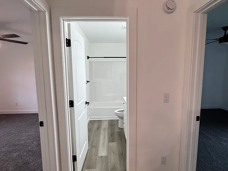 4680 Treaty Dr — Photo 16