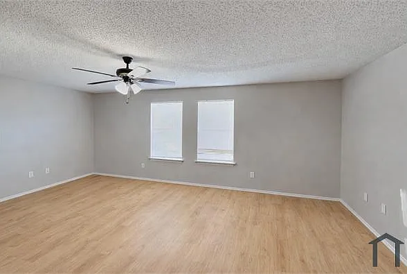 8745 Fox Meadow Way — Photo 7