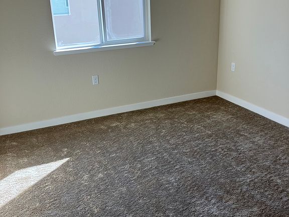 4th image of 432 Tandoori Way