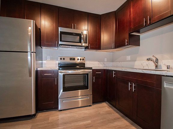 2nd image of 5020-07 Wightman St