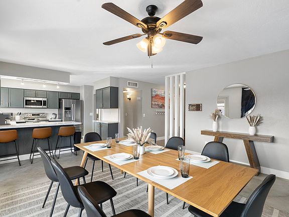 4th image of 825 W Hermosa Dr