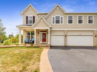 1701 Ariana Dr, Bartlett, IL 60103