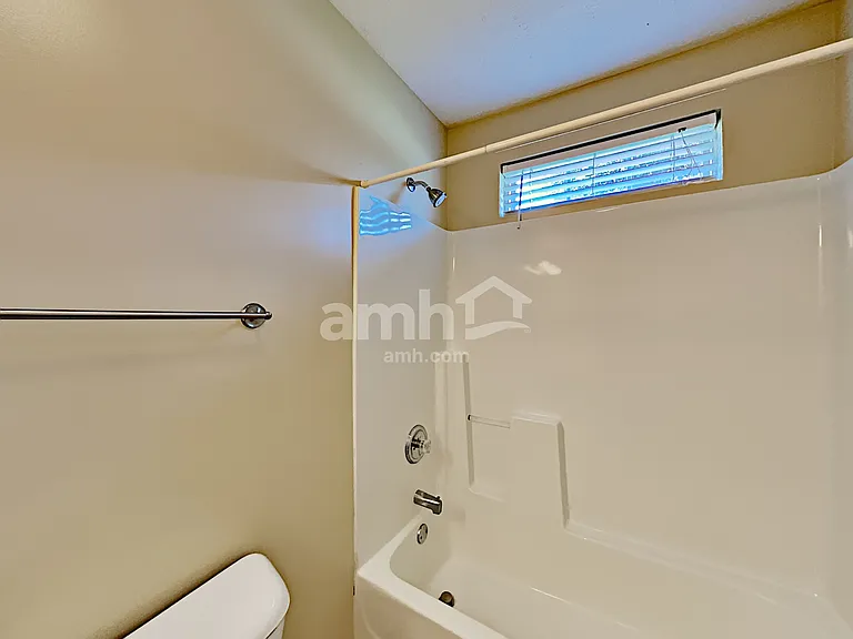 1219 Murray Ct — Photo 15
