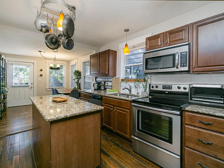 5305 Louisiana Ave — Photo 8