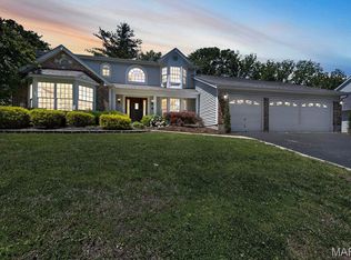 697 Carman Meadows Dr, Ballwin, MO