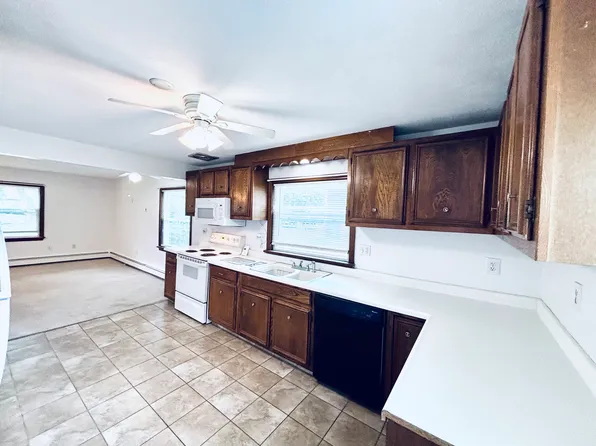 (undisclosed Address), Saugus, MA 01906