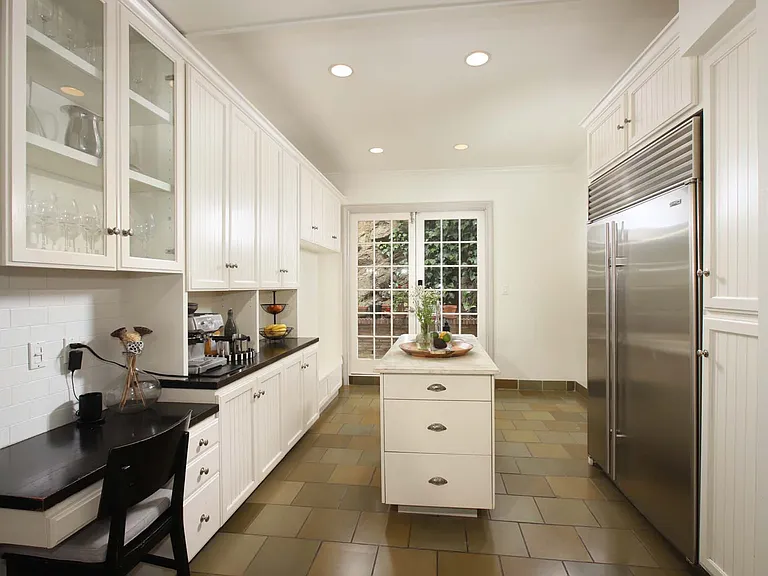 2050 Laurel Canyon Blvd — Photo 16
