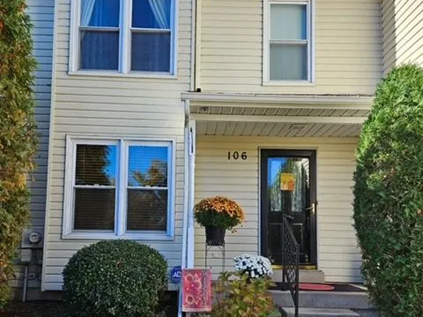 106 Solway Cir, Chalfont, PA 18914