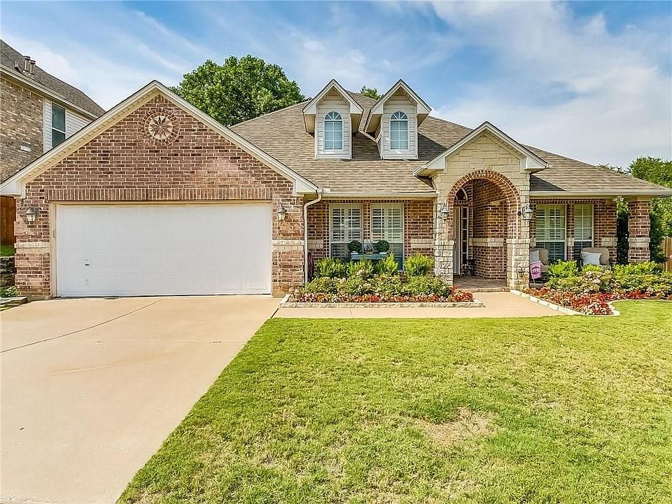 1st image of 6404 Fianna Hills Dr