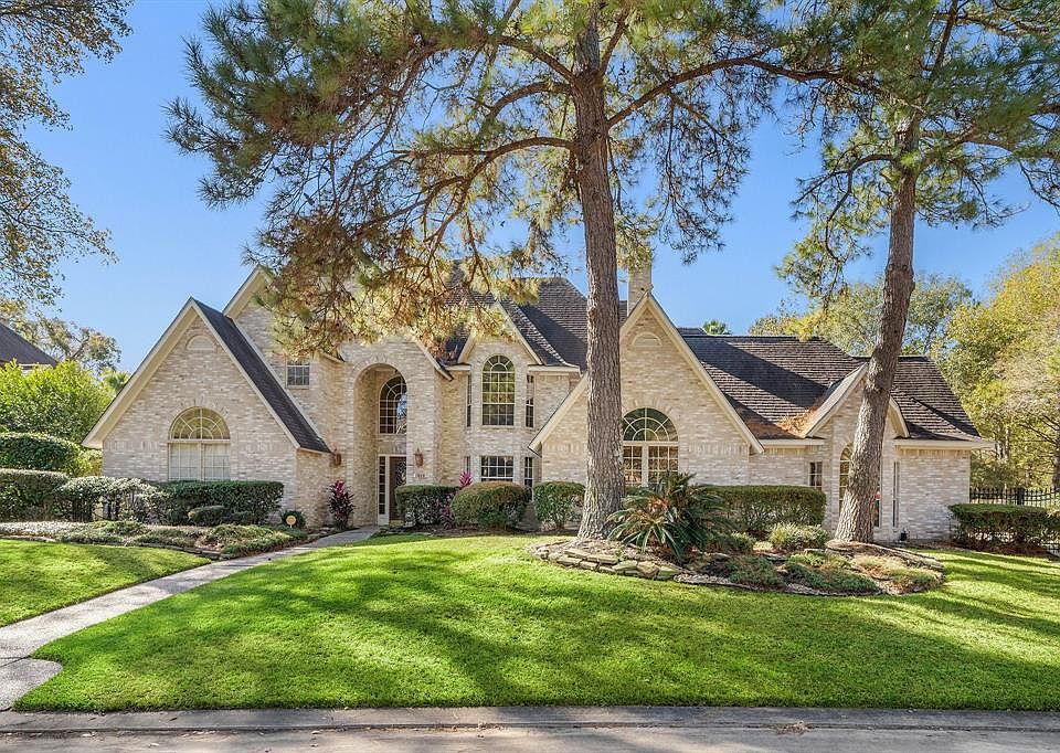 1st image of 1611 Lodge Falls Ct