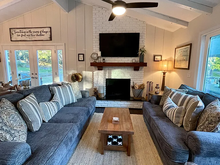 6 Community Dr — Photo 15