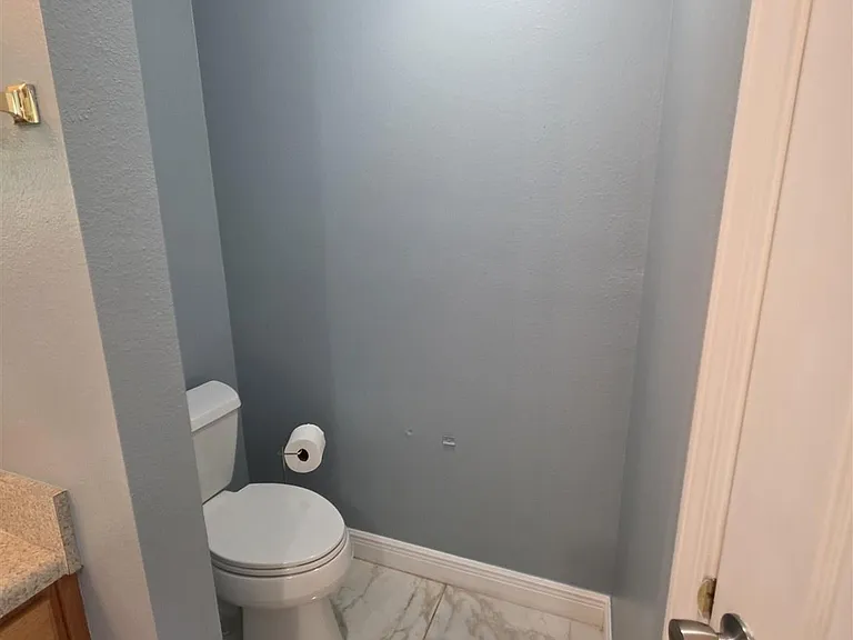 7042 Plank Dr — Photo 3