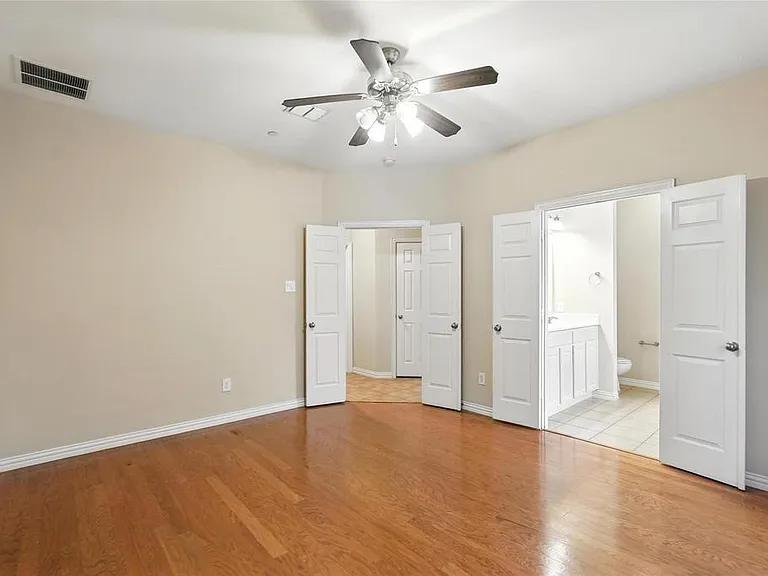 2101 Broadstone Dr — Photo 15