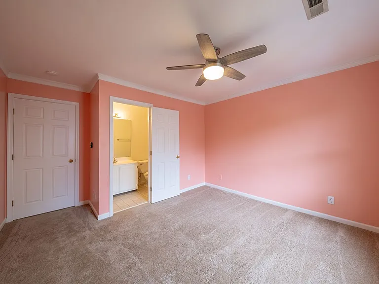 604 Spring Garden St — Photo 15