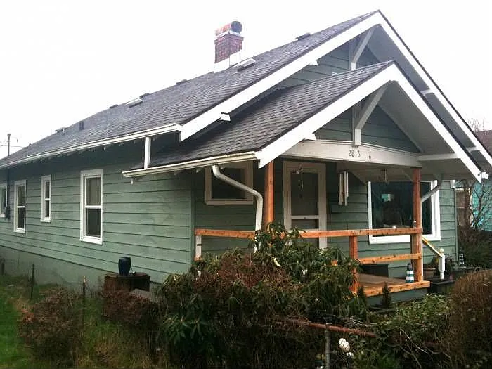 2816 Sumner Ave photo 1