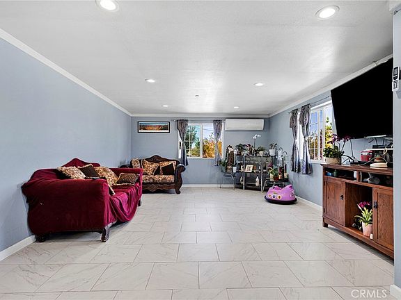 3rd image of 32485 Wren Rd