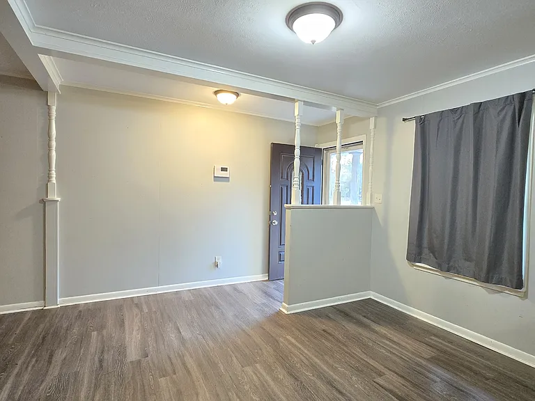 1514 State Highway 155 N — Photo 5