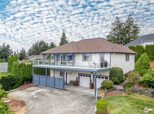 1550 13th Ct, Fox Island, WA 98333