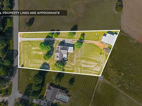 3rd image of 3879 Sadlersville Rd