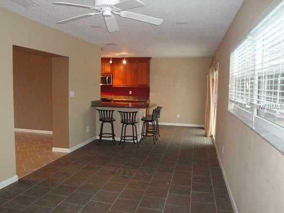 5th image of 414 3rd Ave N