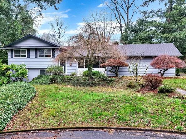 8490 SW Brookridge St, Portland, OR 97225