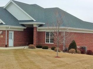 16809 Thunder Ridge Dr, Peosta, IA 52068
