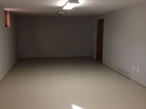 5th image of 3966 Honeywood Ct SW